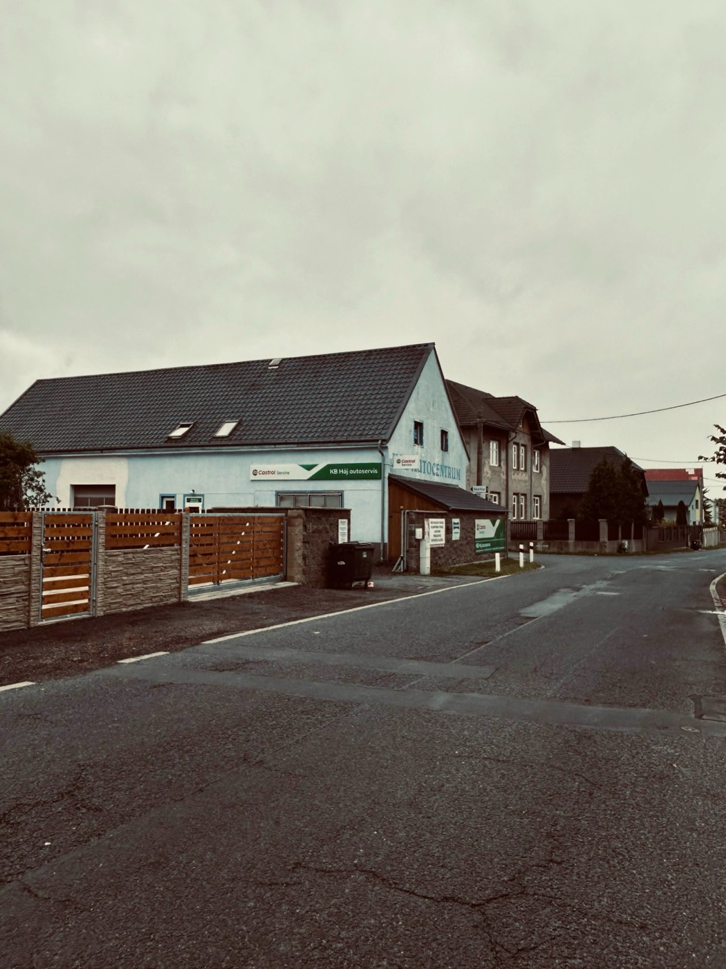 Budova K.B. Autoservis